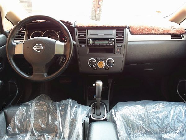  Nissan 日產 Tiida 1.8 照片2