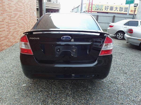 Ford 福特 Focus 1.8 照片10