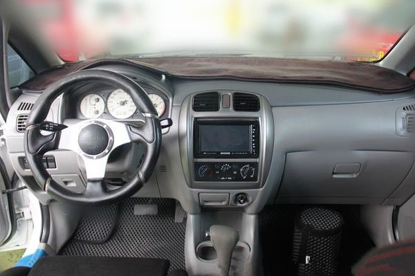 Mazda premacy салон