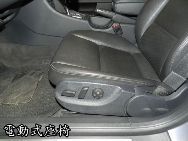 Audi A4 1.8T Avant 照片4