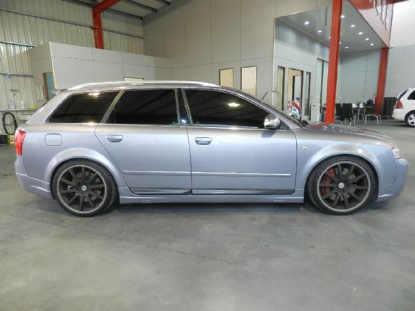 Audi A4 1.8T Avant 照片8