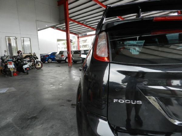 Ford 福特 Focus  5D 黑 照片6