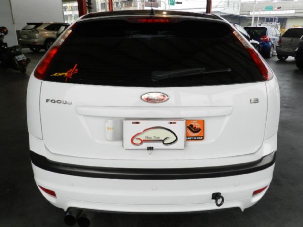 Ford 福特 FOCUS 白 2.0S 照片10