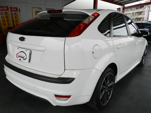 Ford 福特 FOCUS 2.0 白 照片10