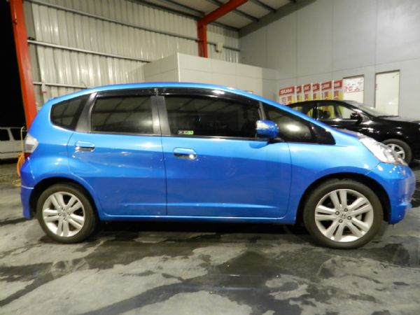 Honda 本田 FIT 寶藍 1.5 照片8