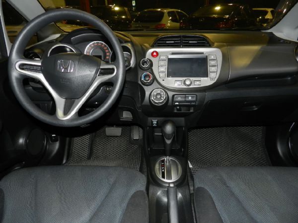 Honda 本田 FIT 白 1.5 照片3