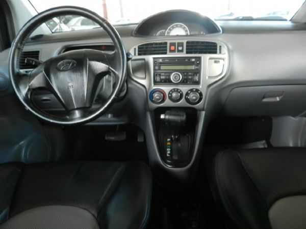 Hyundai 現代 Matrix 黑 照片3