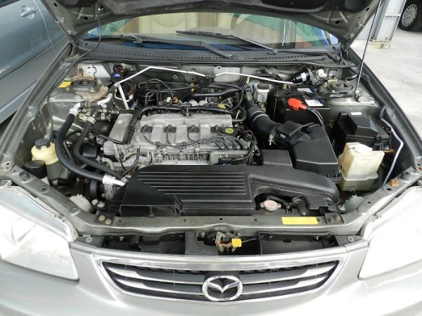 Mazda 馬自達 323 鐵灰 1.6 照片7