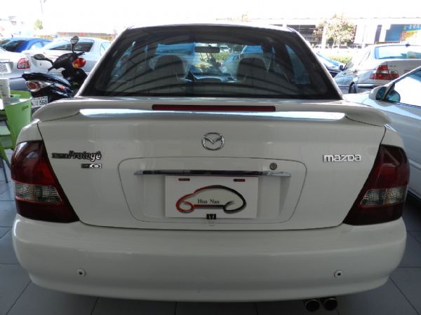 Mazda 馬自達 323 白 1.6 照片9