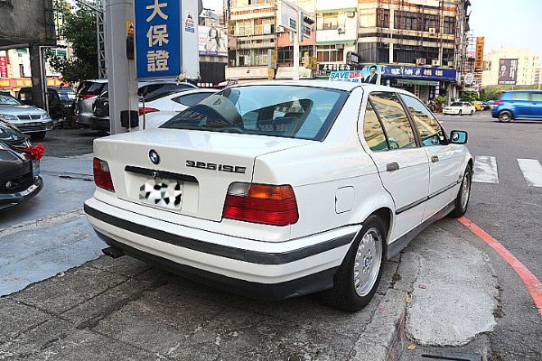 BMW 1994年 325 富士康汽車 照片3