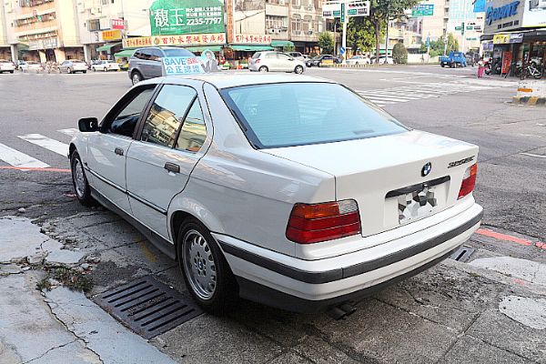 BMW 1994年 325 富士康汽車 照片4