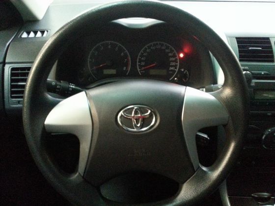 2012年  Toyota豐田 Alti 照片5