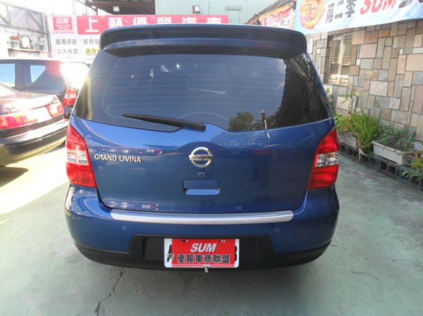 NISSAN GRAND LIVINA 照片10