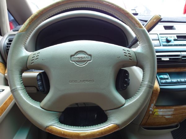 Nissan Serena QRV 2. 照片5