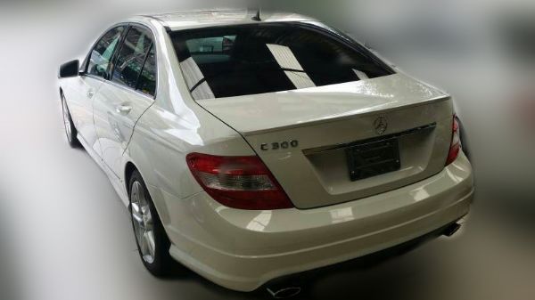 M-Benz C300 3.0L 照片6