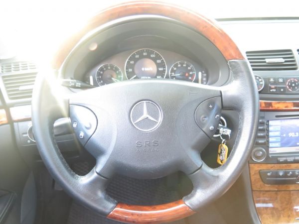 Benz 賓士 E-ClasS E350 照片6