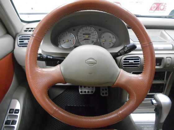 2004年Nissan 日產 March 照片5