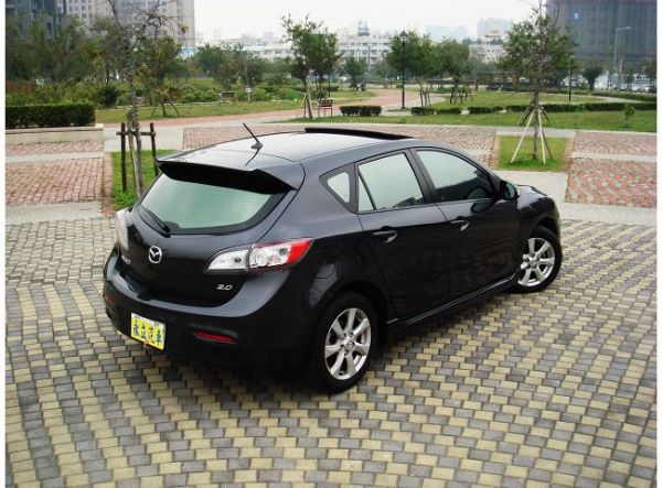 2010 MAZDA 3 馬3  照片3