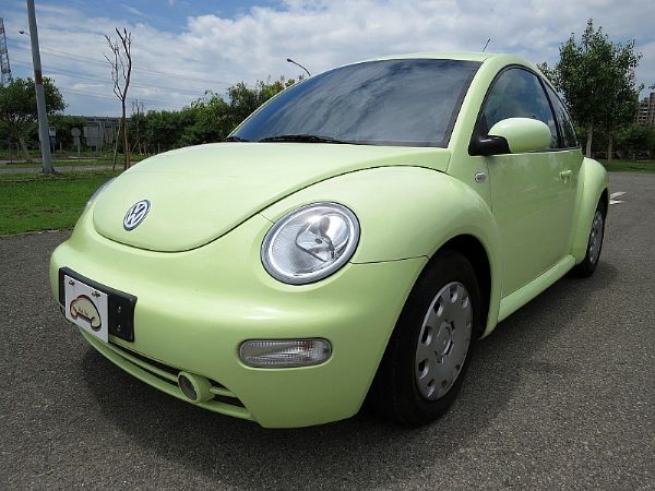 VW 福斯 BEETLE 綠 1.6 S 照片2