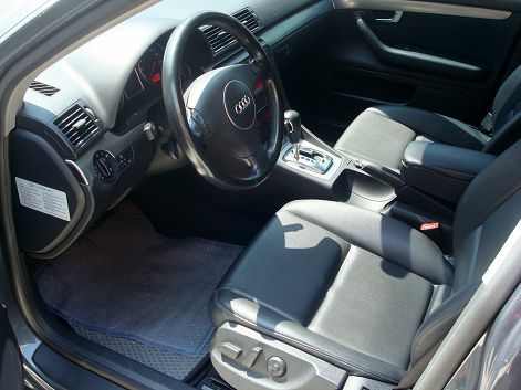  2004年 Audi A4 1.8灰 照片5