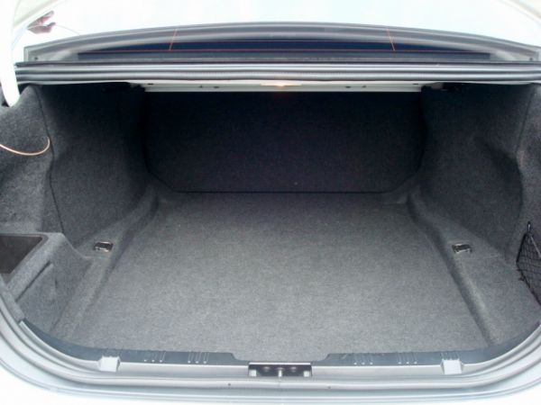 BMW M5 2006年5.0白  照片10