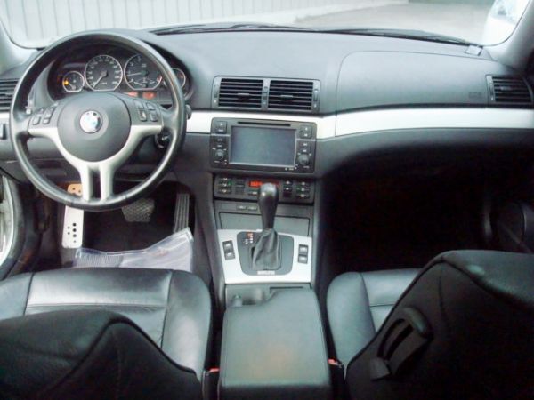 BMW 330CI 2005年 3.0銀 照片4