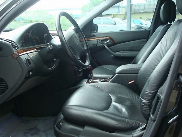 Benz S320 2001年 3.2黑 照片5
