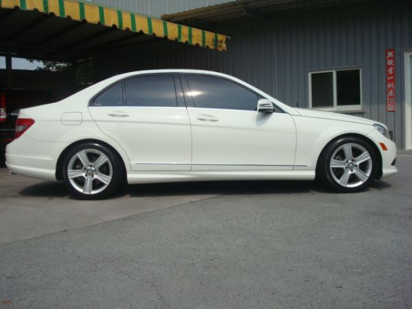 Benz C300 2010年 3.0白 照片7