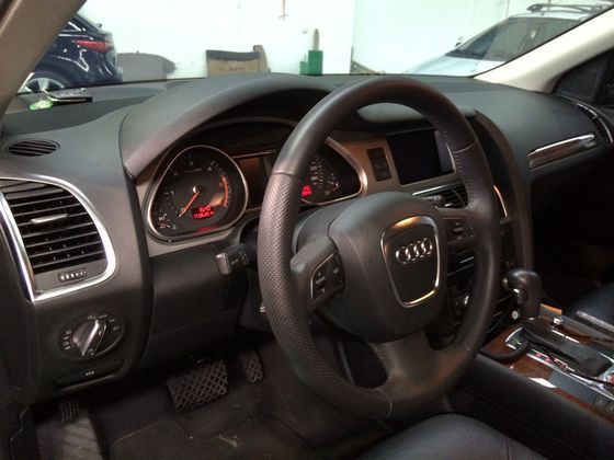 Audi 奧迪 Q7  照片2