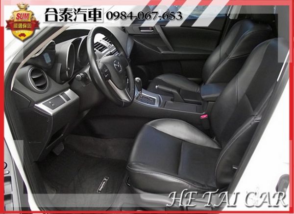 2010年MAZDA3 5D白色2.0 照片5