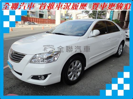 Toyota豐田 Camry  照片1