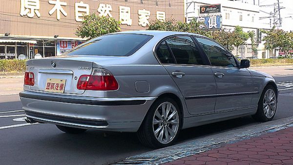 寶馬/BMW  320i 照片2