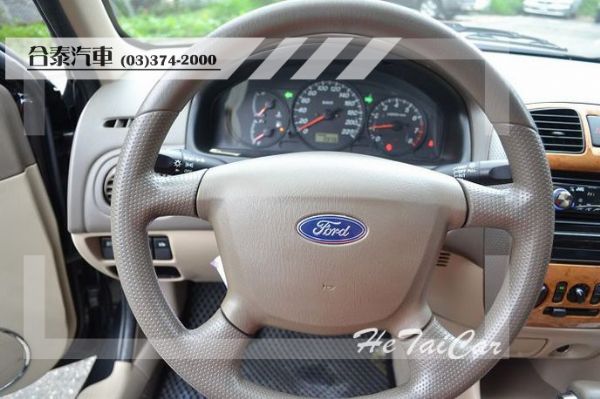  2005年 Ford Activa黑色 照片5