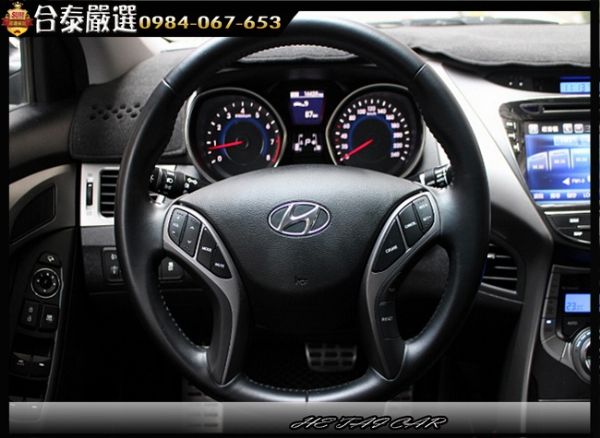 2013年Hyundai Elantra 照片6