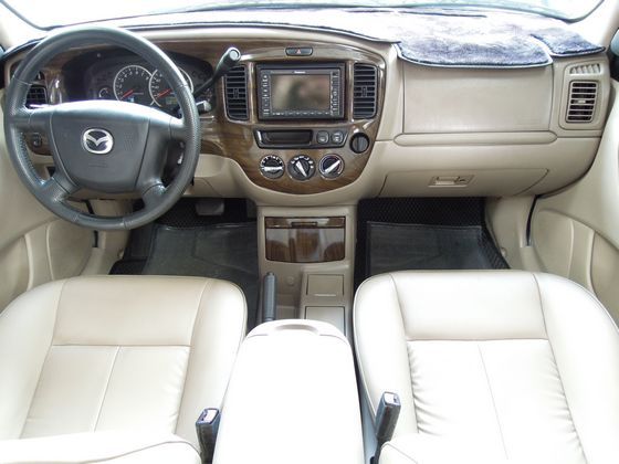 2005年Mazda Tribute 照片2