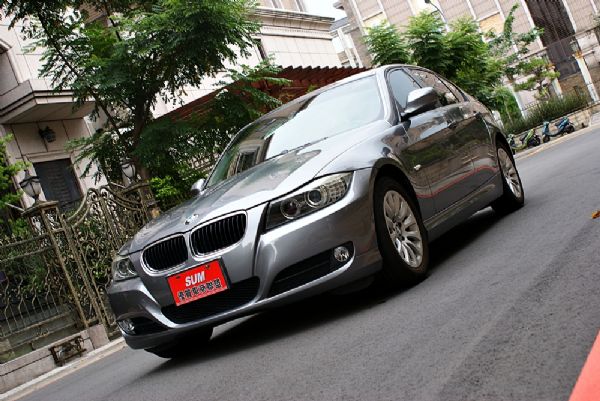 E90 320i 照片3