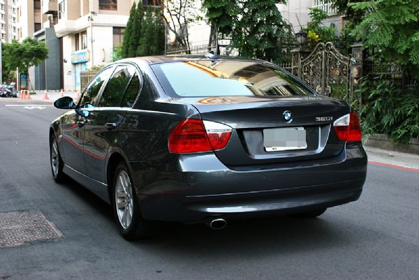 E90 320i 照片2