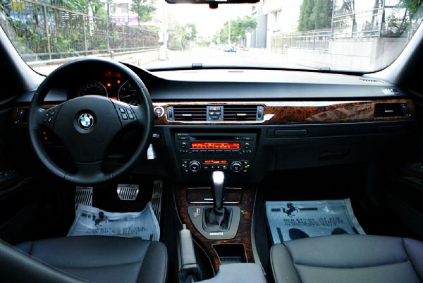 E90 320i 照片6