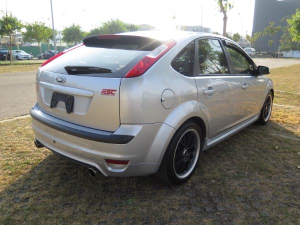 Ford 福特 Focus 1.8 銀 照片10