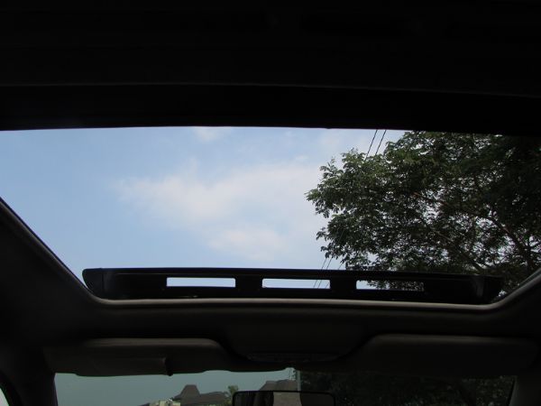 最有型時尚的休旅車~車況極佳 照片7