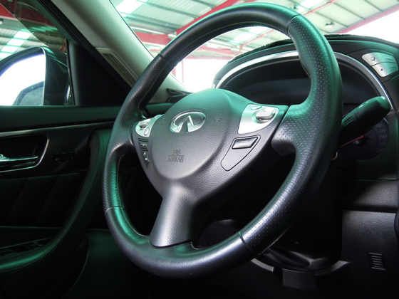 Infiniti 極致 FX35 照片3