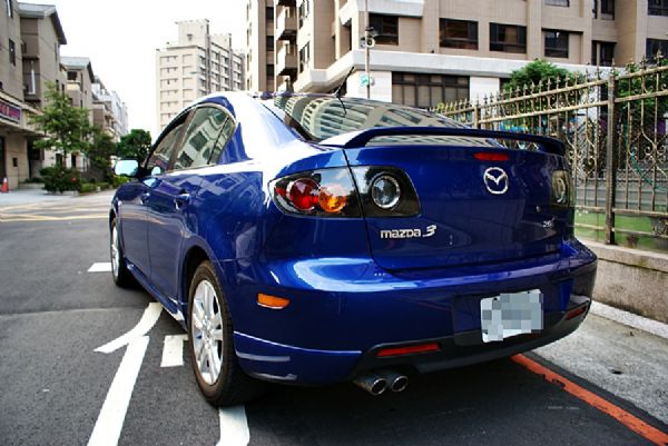 MAZDA 3 照片4