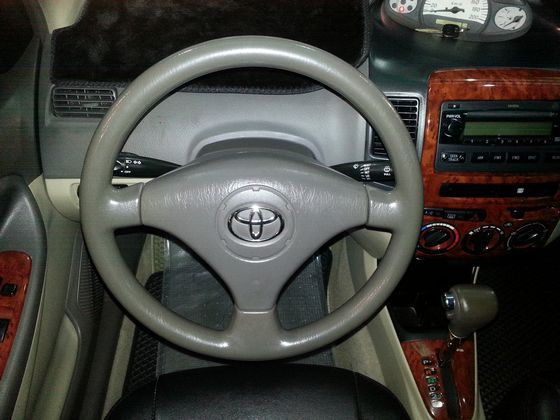 Toyota豐田 Vios  照片5