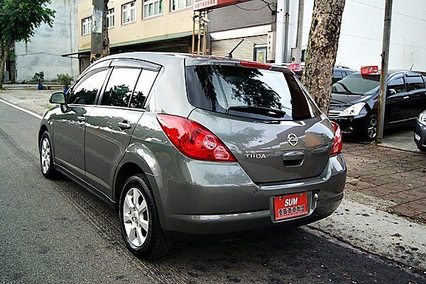 日產 NISSAN TIIDA 1.8  照片2