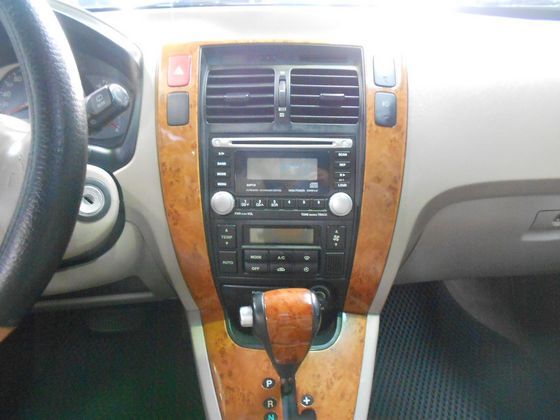 Hyundai 現代 Tucson汽油  照片6