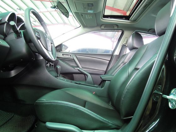 Mazda 馬自達 3 照片7