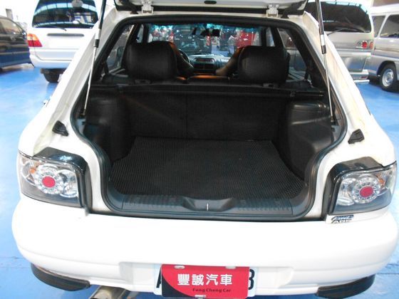 2001年Impreza GT五門 照片9