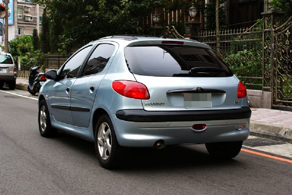 寳獅 PEUGEOT 206 1.6  照片4