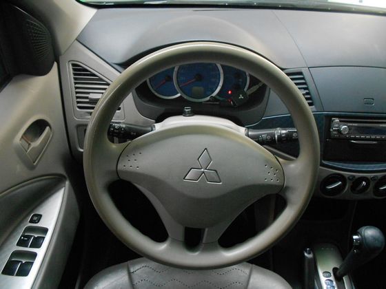 Mitsubishi 三菱 Zinger 照片6