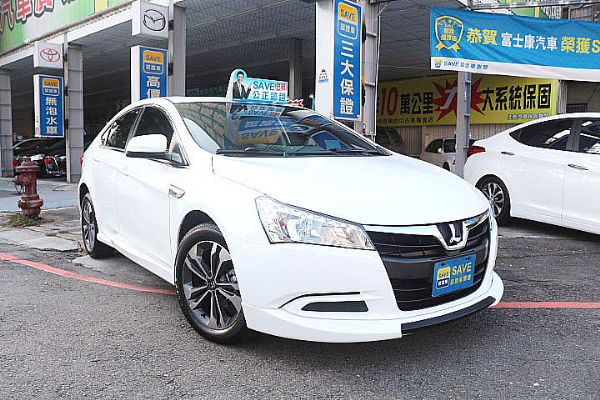 品皇 2013年 納智捷 5sedan 照片3